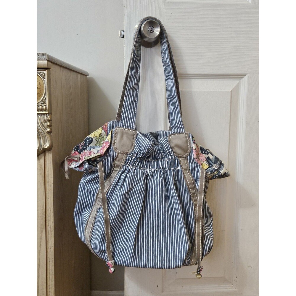 NWOT Thirty-One Cinch-Top Bucket Bag in Railroad Denim Free Spirit Floral Lining